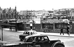 Building-the-original-Queens-Parade-1956